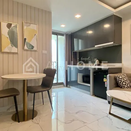 1-Bedroom Arcadia Center Suites 702